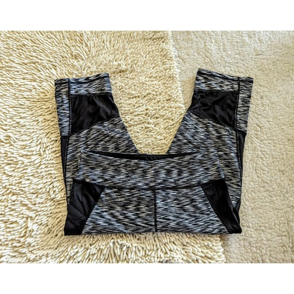 Calvin Klein Performance quick dry stretch capri pants Sz M - Picture 6 of 7